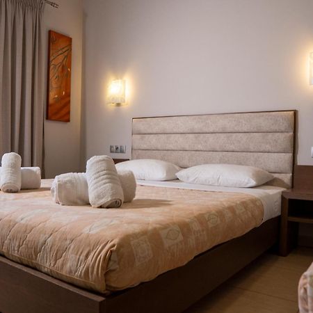 Hotel Epavlis Eleftheriadi ปาราเลียกาเตอรีนิส ภายนอก รูปภาพ