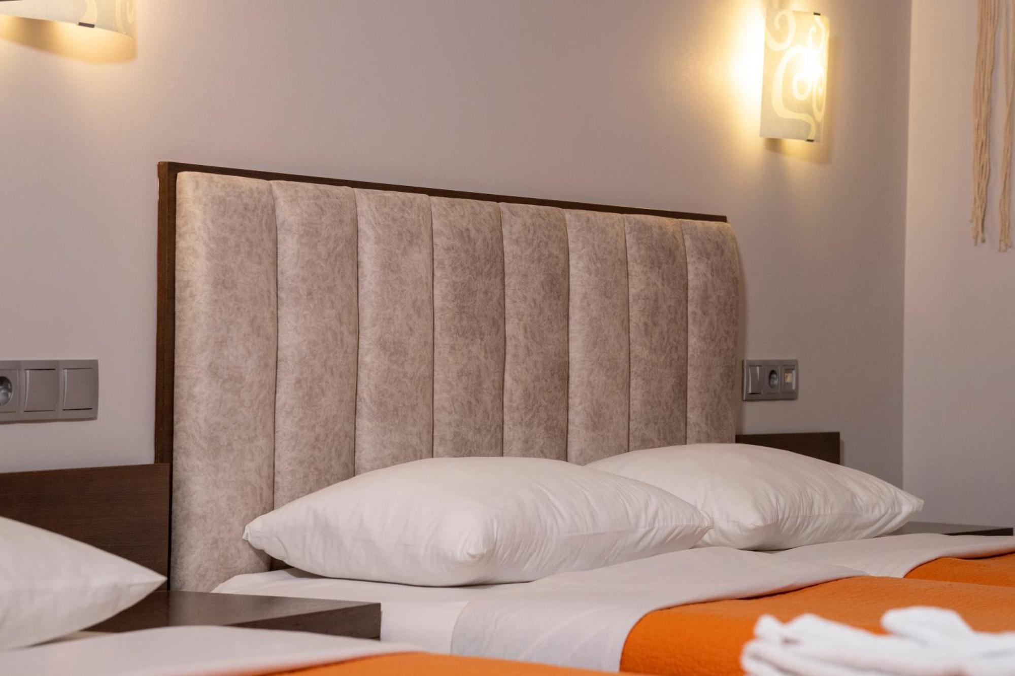 Hotel Epavlis Eleftheriadi ปาราเลียกาเตอรีนิส ภายนอก รูปภาพ