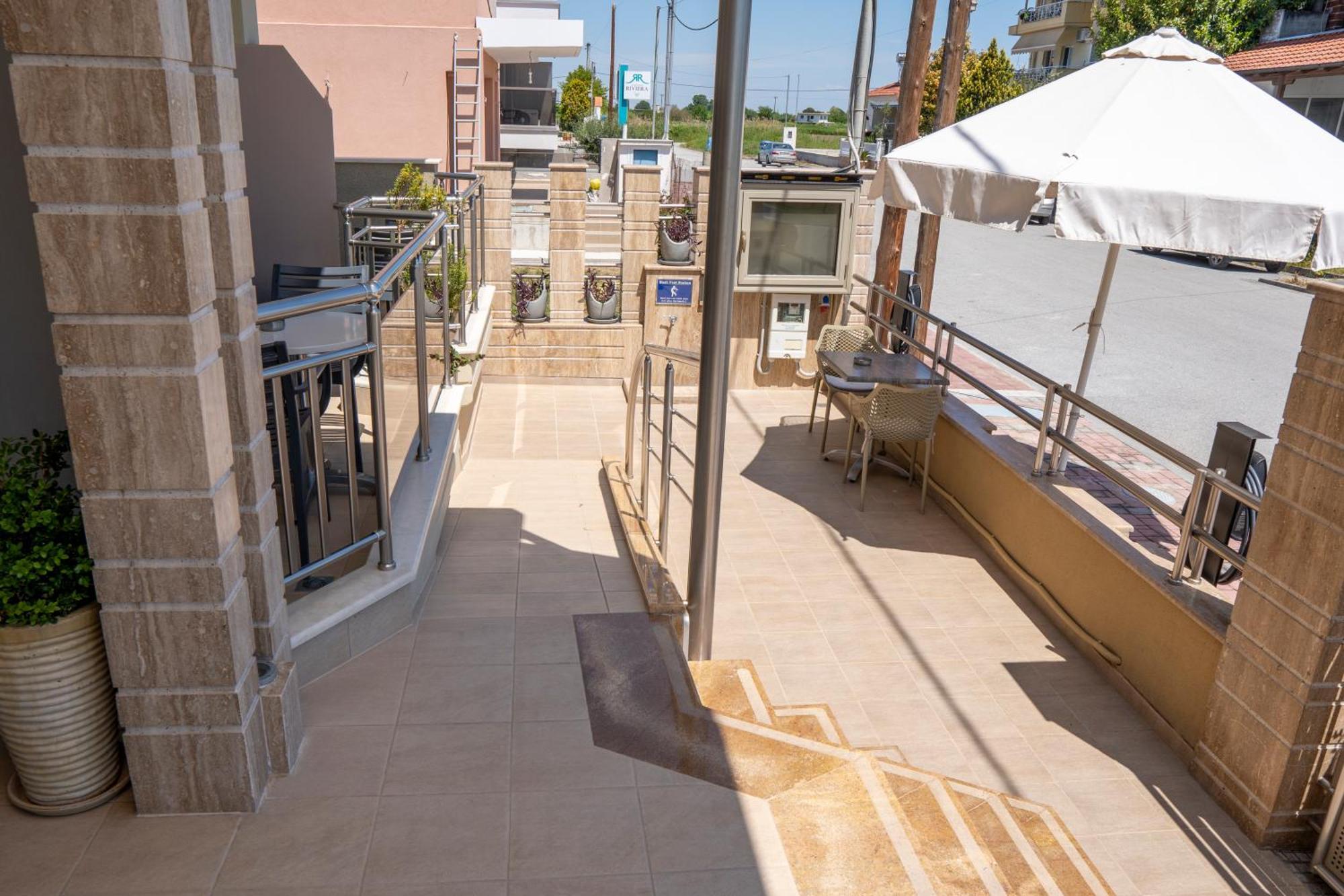 Hotel Epavlis Eleftheriadi ปาราเลียกาเตอรีนิส ภายนอก รูปภาพ