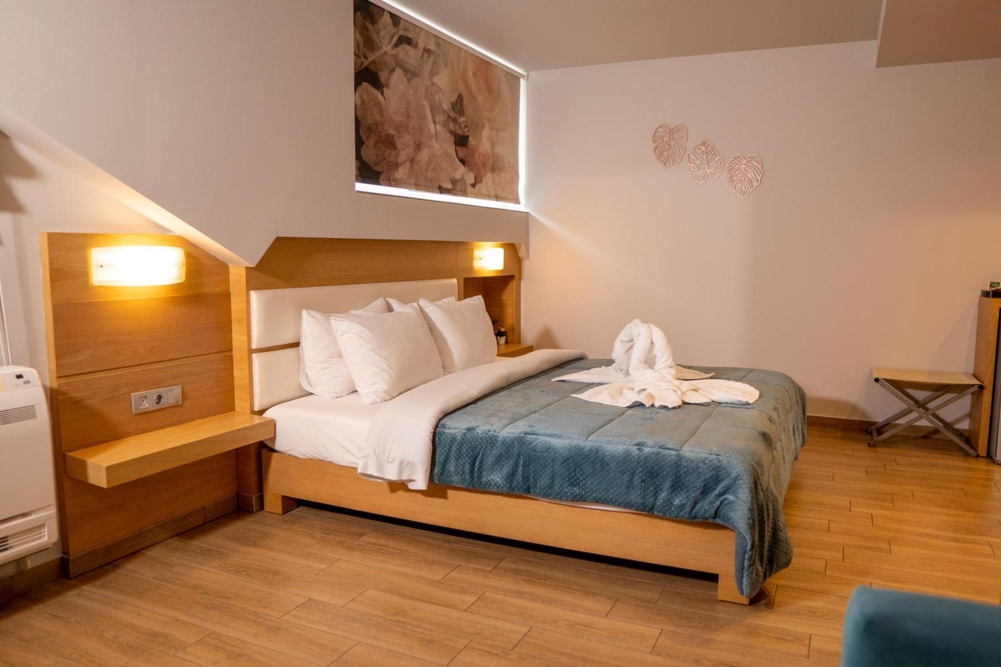 Hotel Epavlis Eleftheriadi ปาราเลียกาเตอรีนิส ภายนอก รูปภาพ