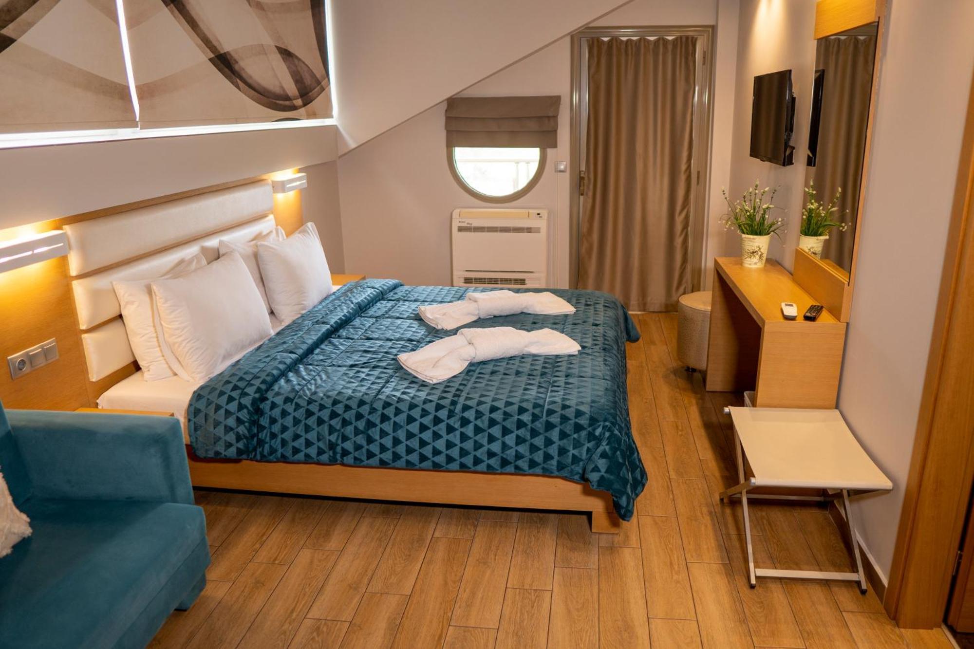 Hotel Epavlis Eleftheriadi ปาราเลียกาเตอรีนิส ภายนอก รูปภาพ